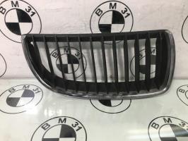 Grille de calandre droite