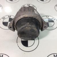 Support moteur gauche