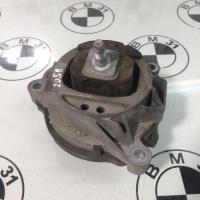 Support moteur gauche