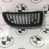 Grille de calandre droite