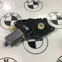 Mecanisme de leve vitre electrique avant gauche