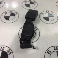 Attache ceinture arriere gauche