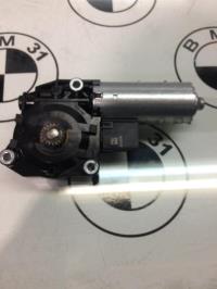 Moteur toit ouvrant