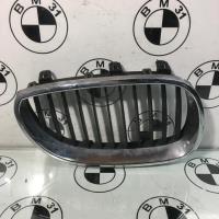 Grille de calandre droite