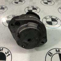 Support moteur gauche