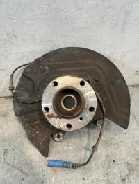 Fusee avant gauche