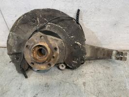 Fusee avant gauche