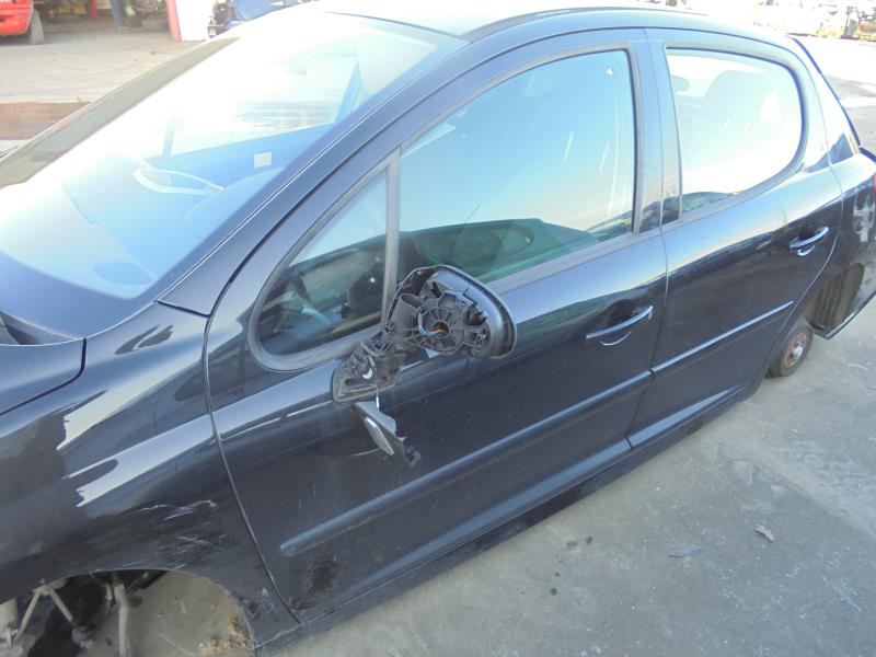 Porte avant gauche