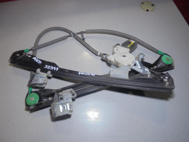Leve vitre electrique avant droit