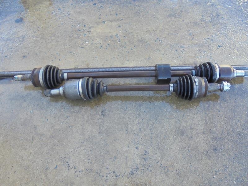 Cardan gauche (transmission)