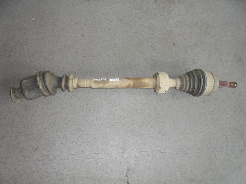 Cardan gauche (transmission)