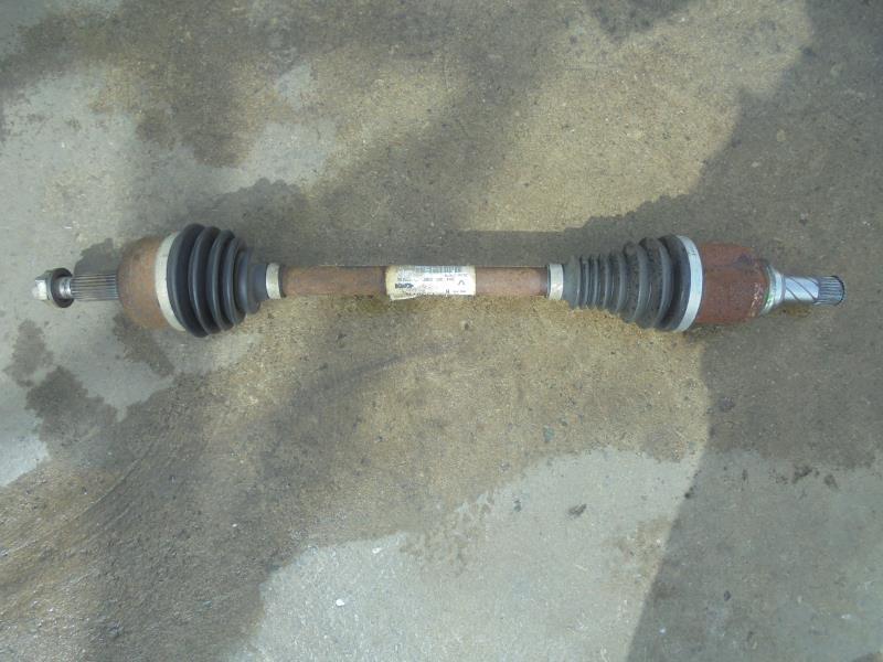 Cardan gauche (transmission)