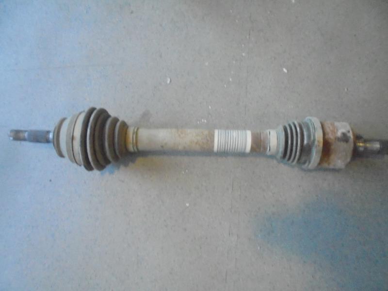 Cardan gauche (transmission)
