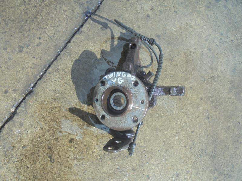 Pivot de moyeu avant gauche