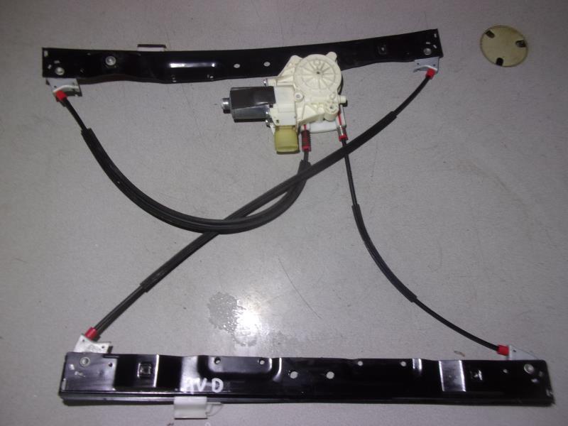Leve vitre electrique avant droit