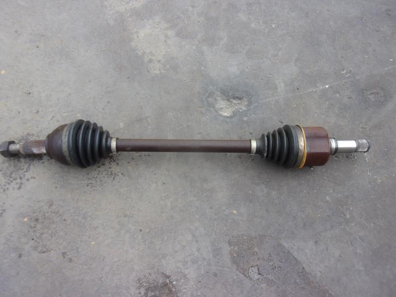 Cardan gauche (transmission)