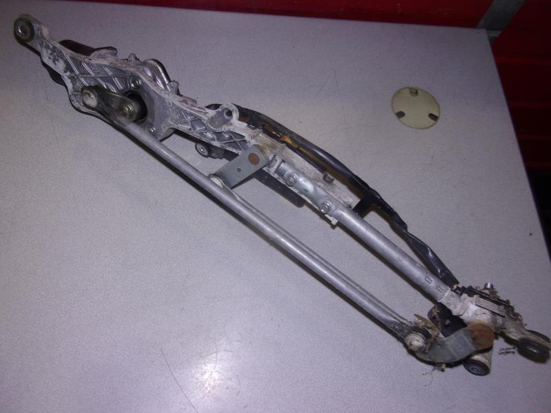 Moteur essuie glace avant