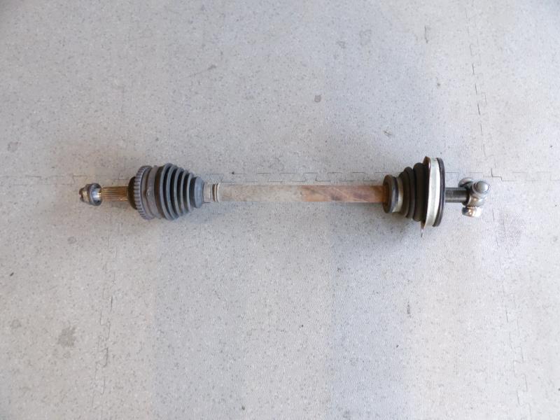 Cardan gauche (transmission)