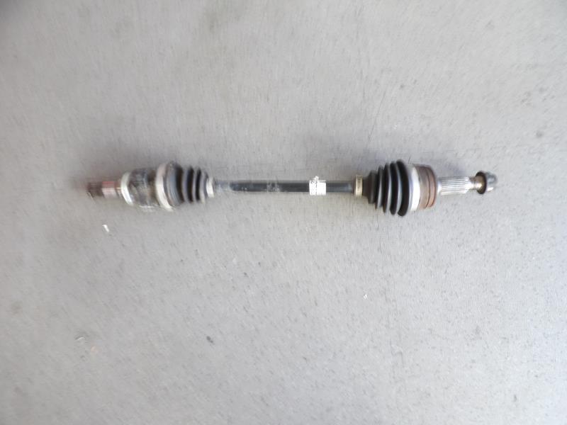 Cardan gauche (transmission)