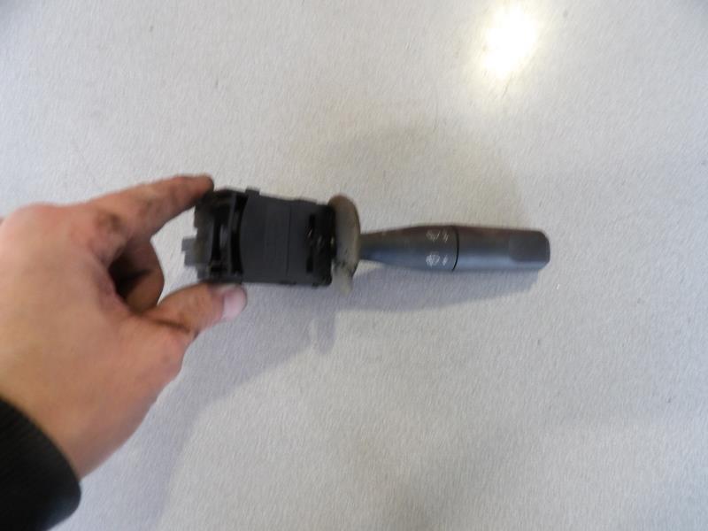 Commodo d'essuie glaces
