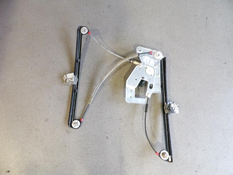 Leve vitre electrique avant gauche