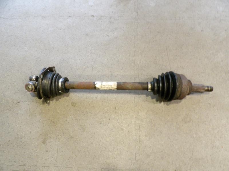 Cardan gauche (transmission)