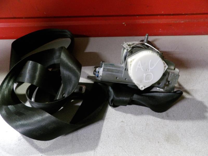 Ceinture avant droit