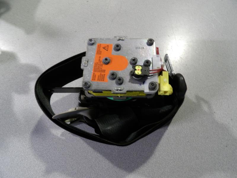 Ceinture avant gauche