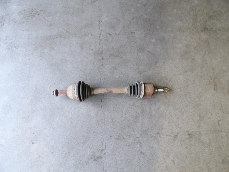 Cardan gauche (transmission)
