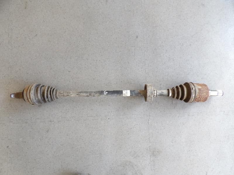 Cardan gauche (transmission)