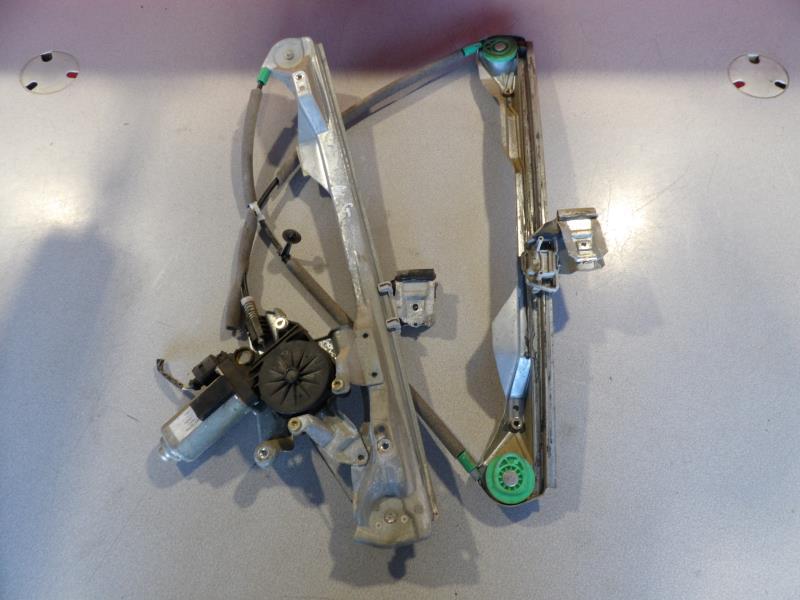 Leve vitre electrique avant gauche