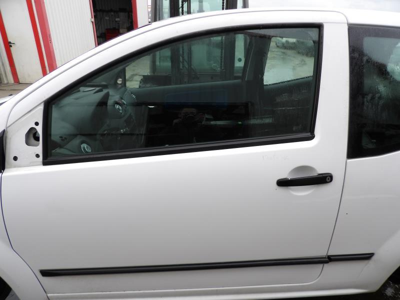 Porte avant gauche