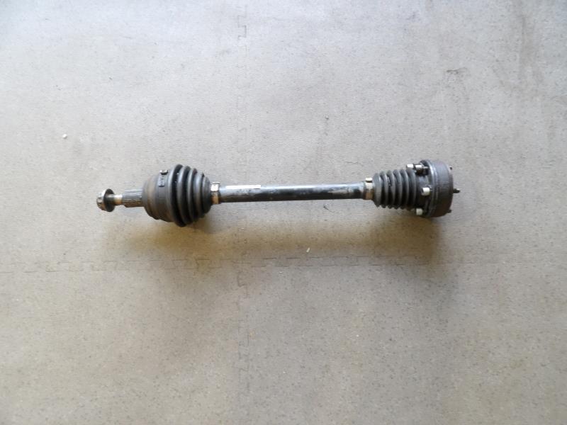 Cardan gauche (transmission)