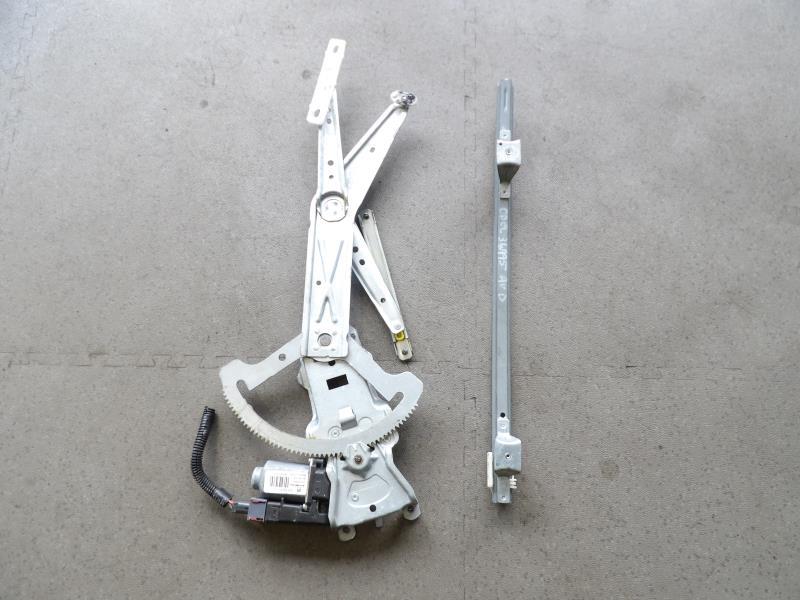 Leve vitre electrique avant droit