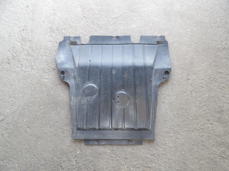 Cache sous moteur