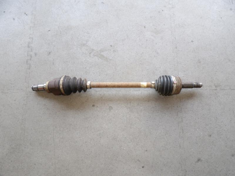 Cardan gauche (transmission)