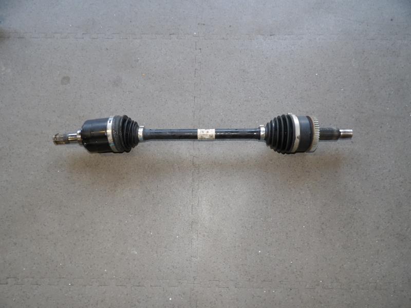 Cardan gauche (transmission)