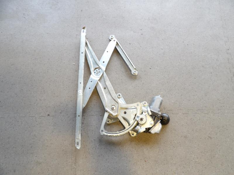 Leve vitre electrique avant droit
