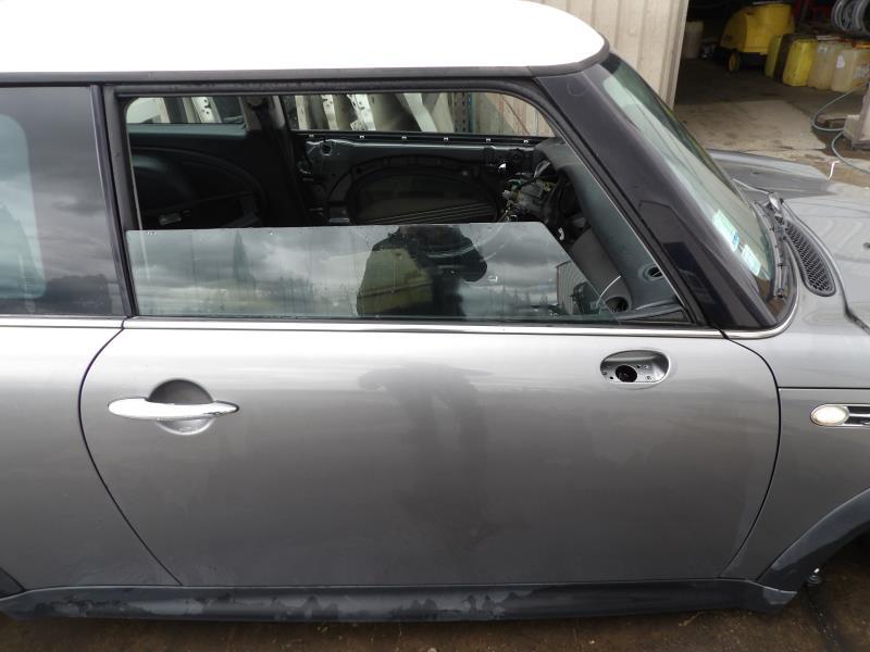 Porte avant droit