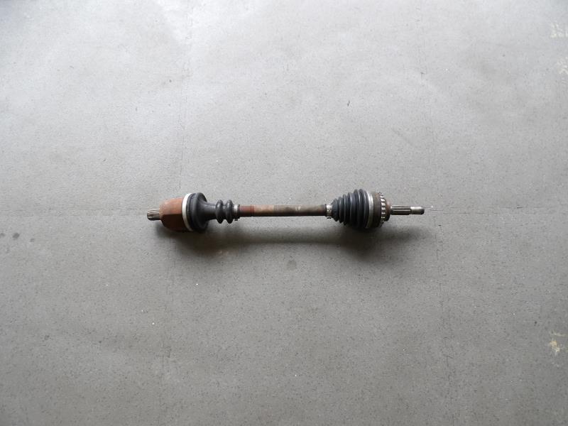 Cardan gauche (transmission)