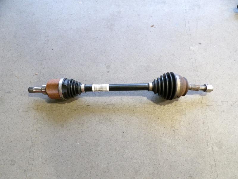Cardan gauche (transmission)