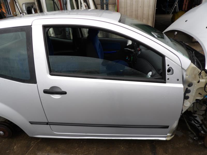 Porte avant droit