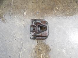 Etrier avant gauche (freinage)