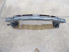 Renfort pare choc avant (traverse)
