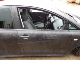 Porte avant droit