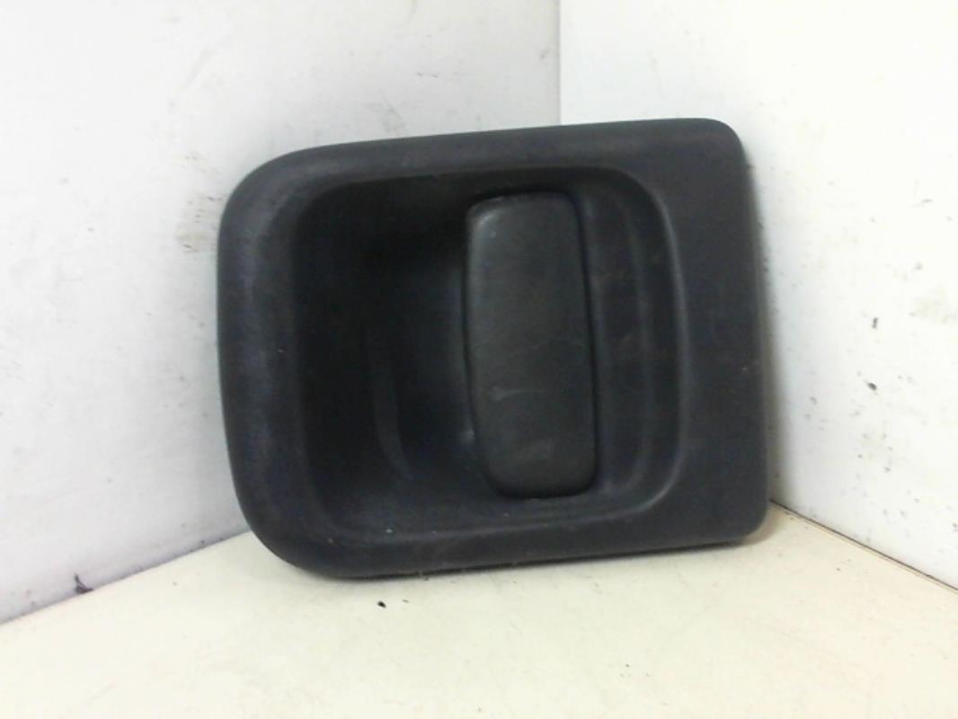 Poignee porte avant gauche