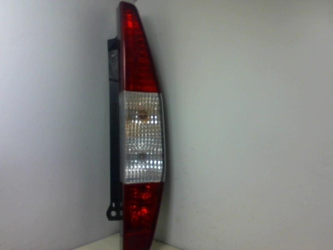 Fanale posteriore principale destro (luci)