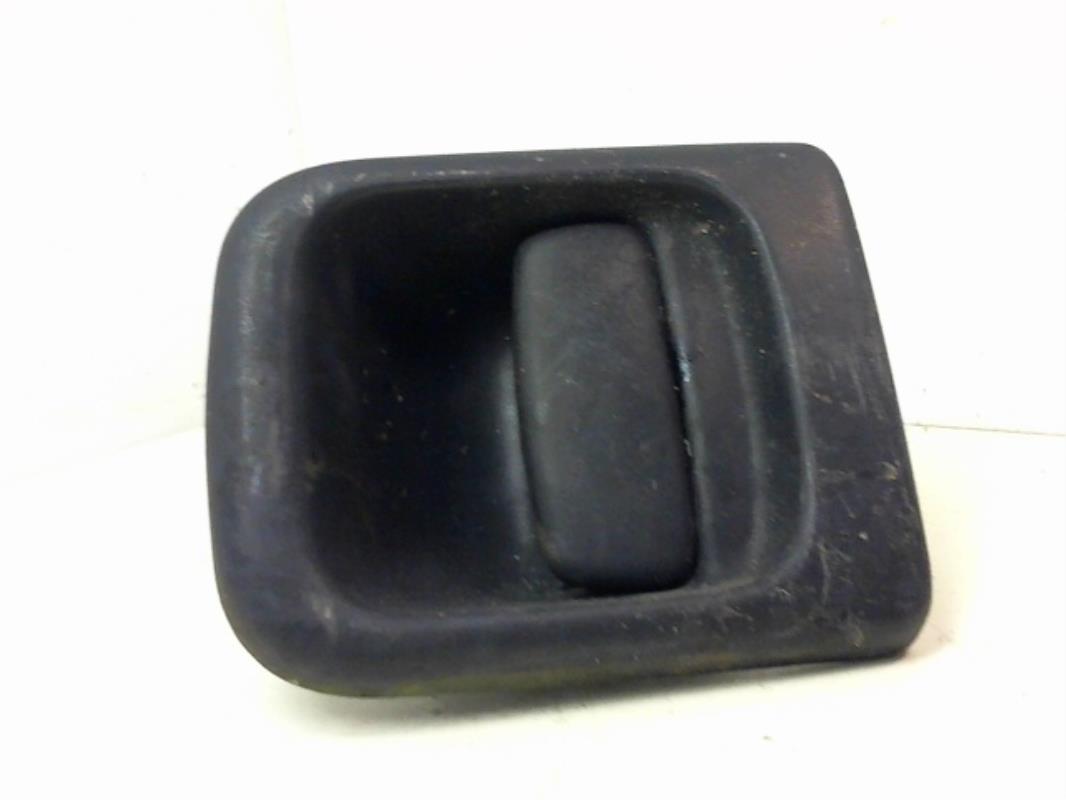 Poignee porte avant gauche
