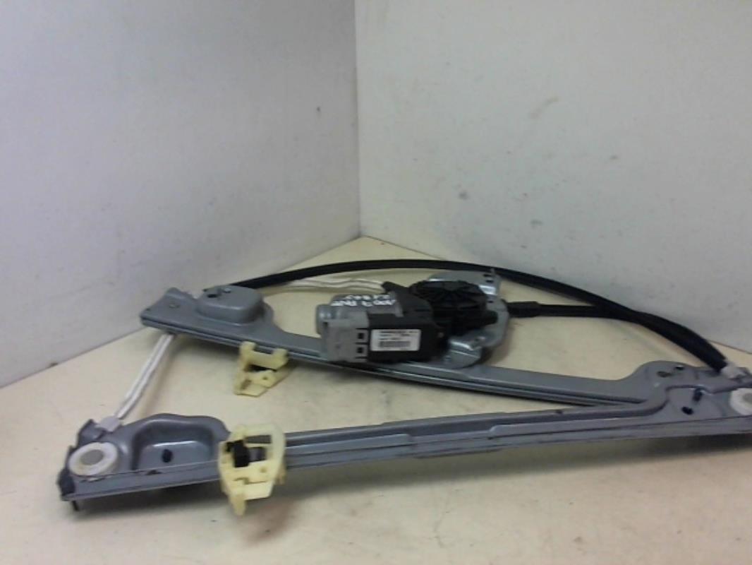 Leve vitre electrique avant droit