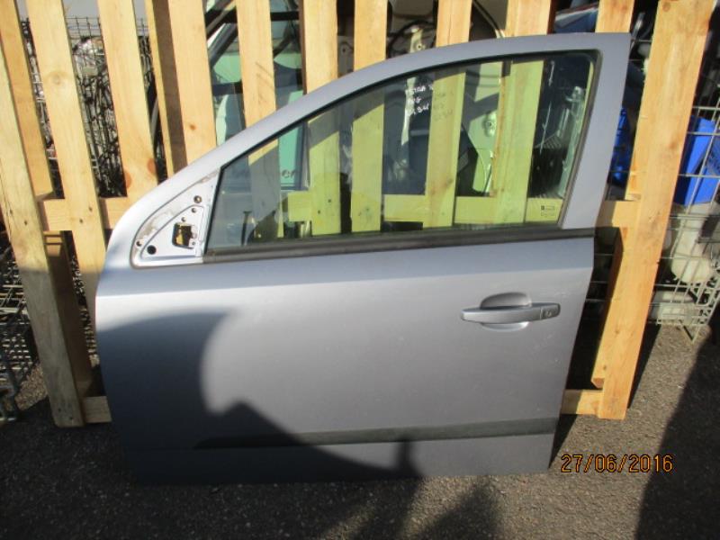 Porte avant gauche